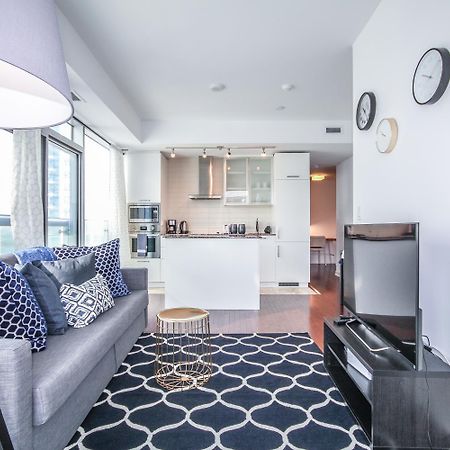 Sarkar Suites - Entertainment District Toronto Esterno foto