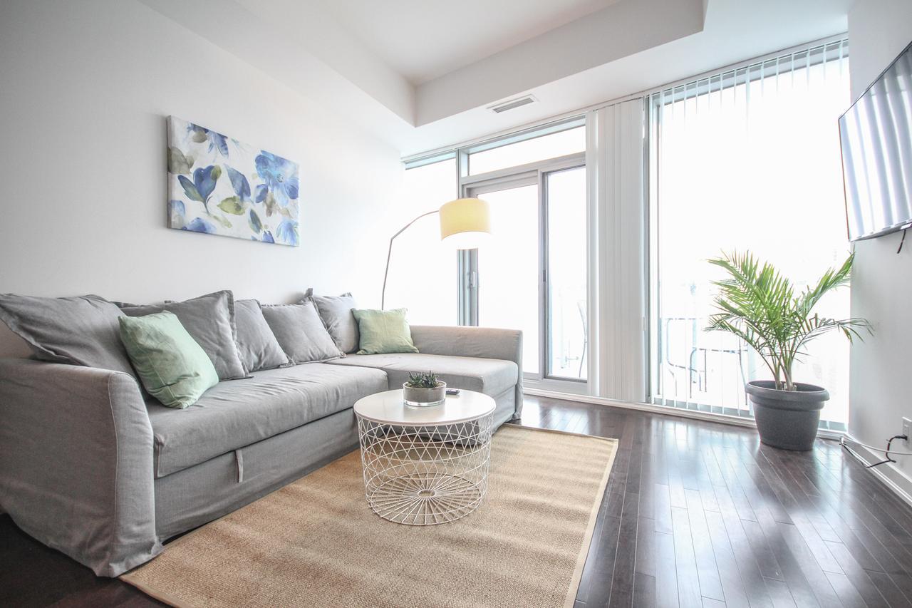 Sarkar Suites - Entertainment District Toronto Esterno foto