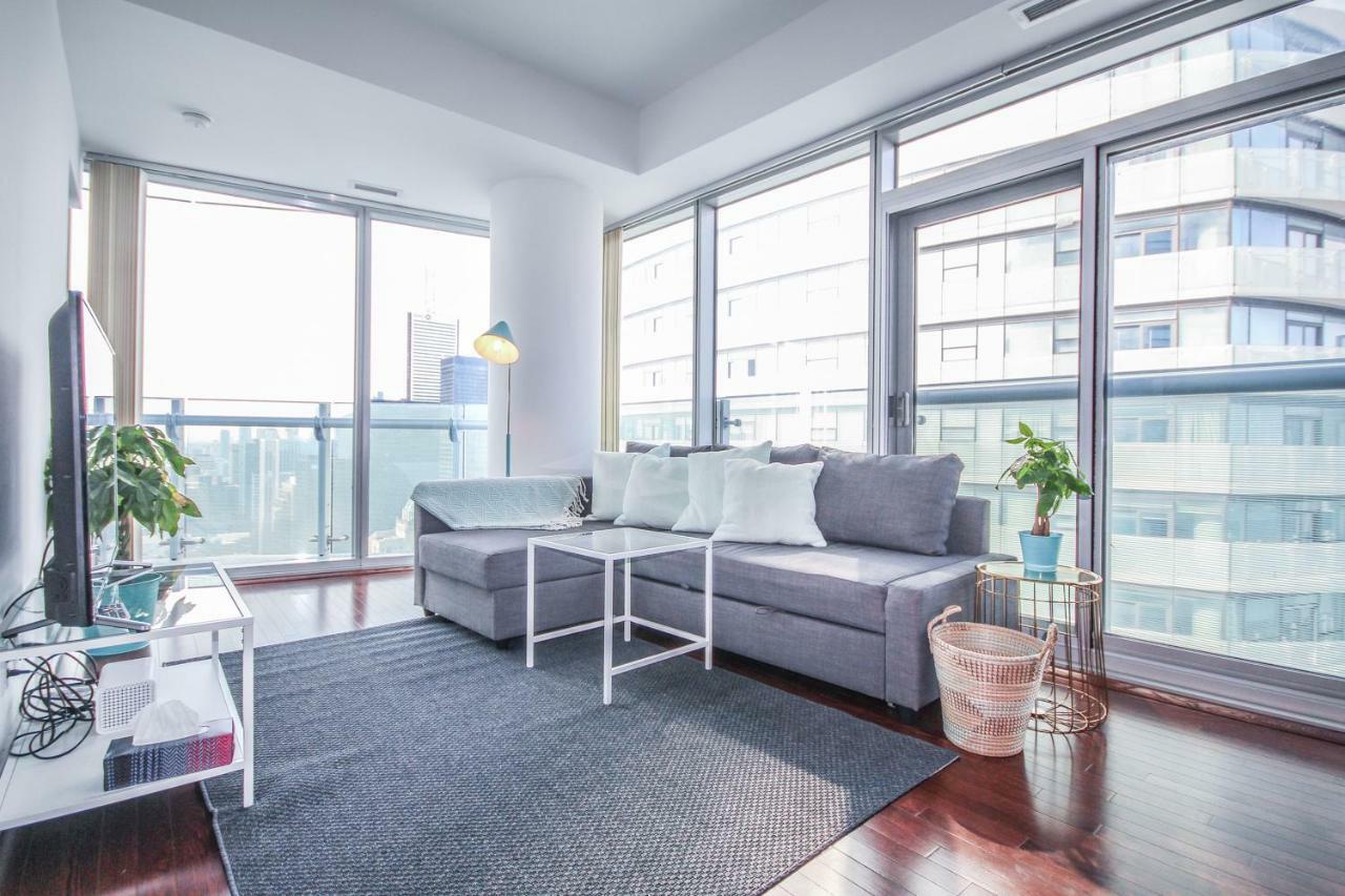 Sarkar Suites - Entertainment District Toronto Esterno foto