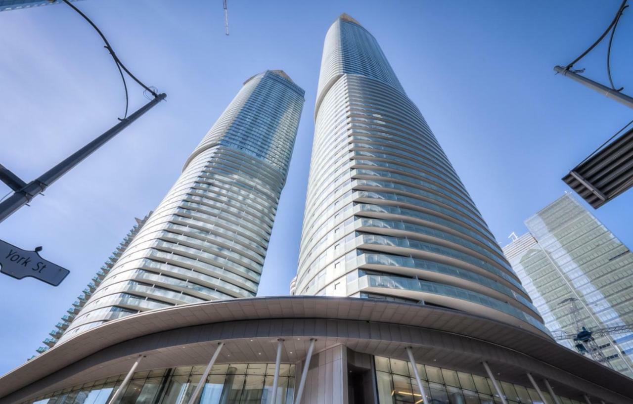 Sarkar Suites - Entertainment District Toronto Esterno foto