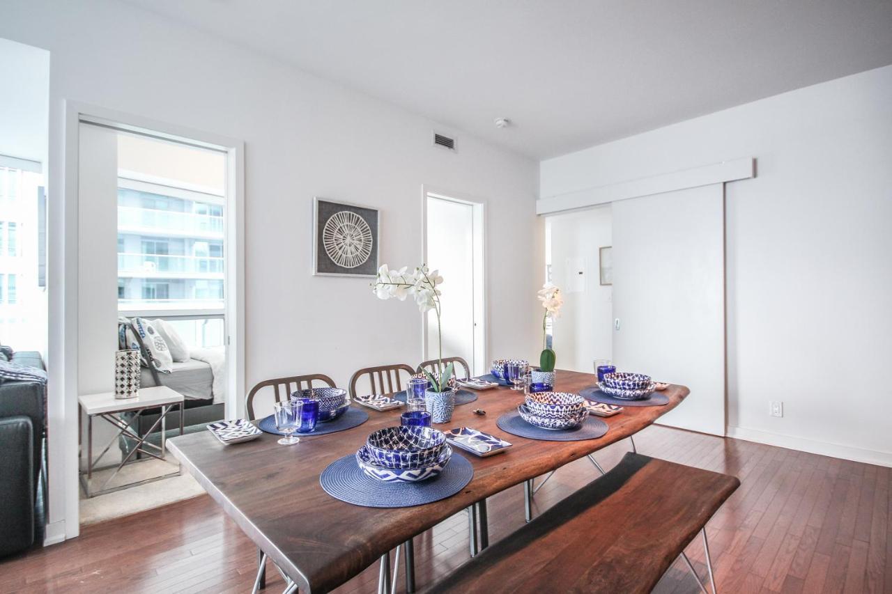 Sarkar Suites - Entertainment District Toronto Esterno foto