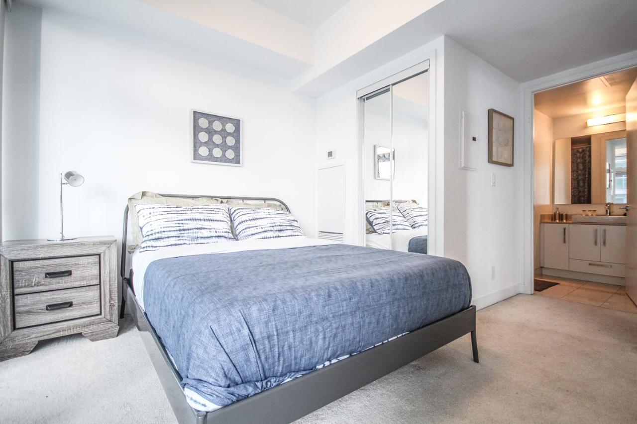 Sarkar Suites - Entertainment District Toronto Esterno foto
