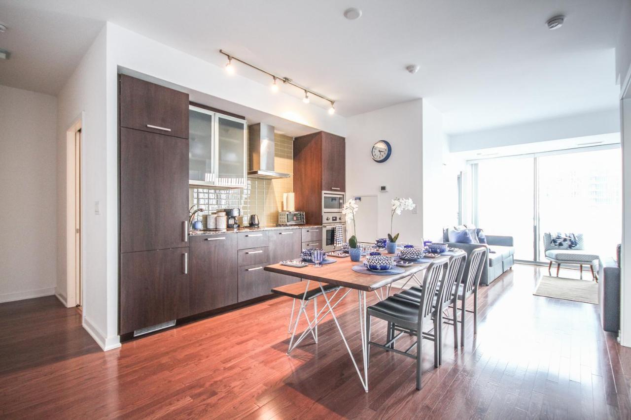 Sarkar Suites - Entertainment District Toronto Esterno foto
