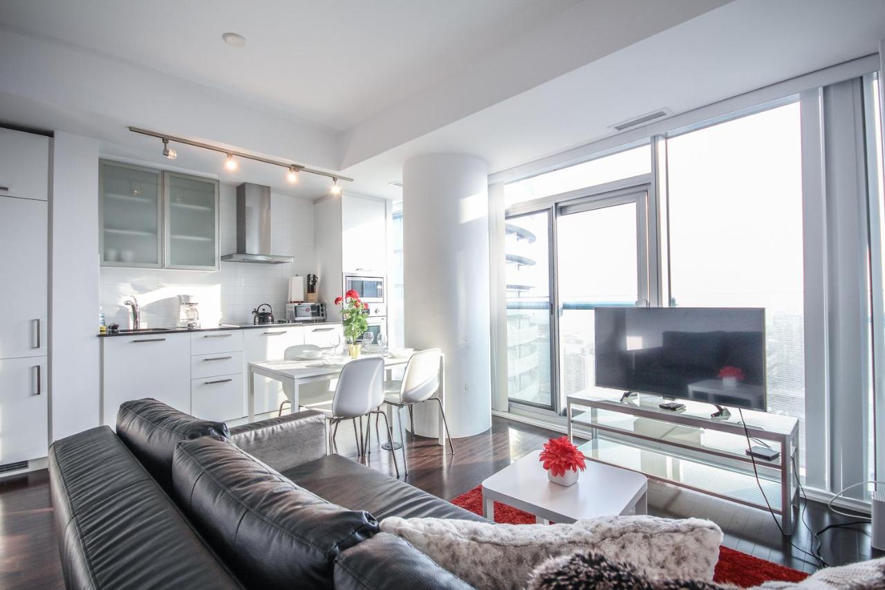 Sarkar Suites - Entertainment District Toronto Esterno foto
