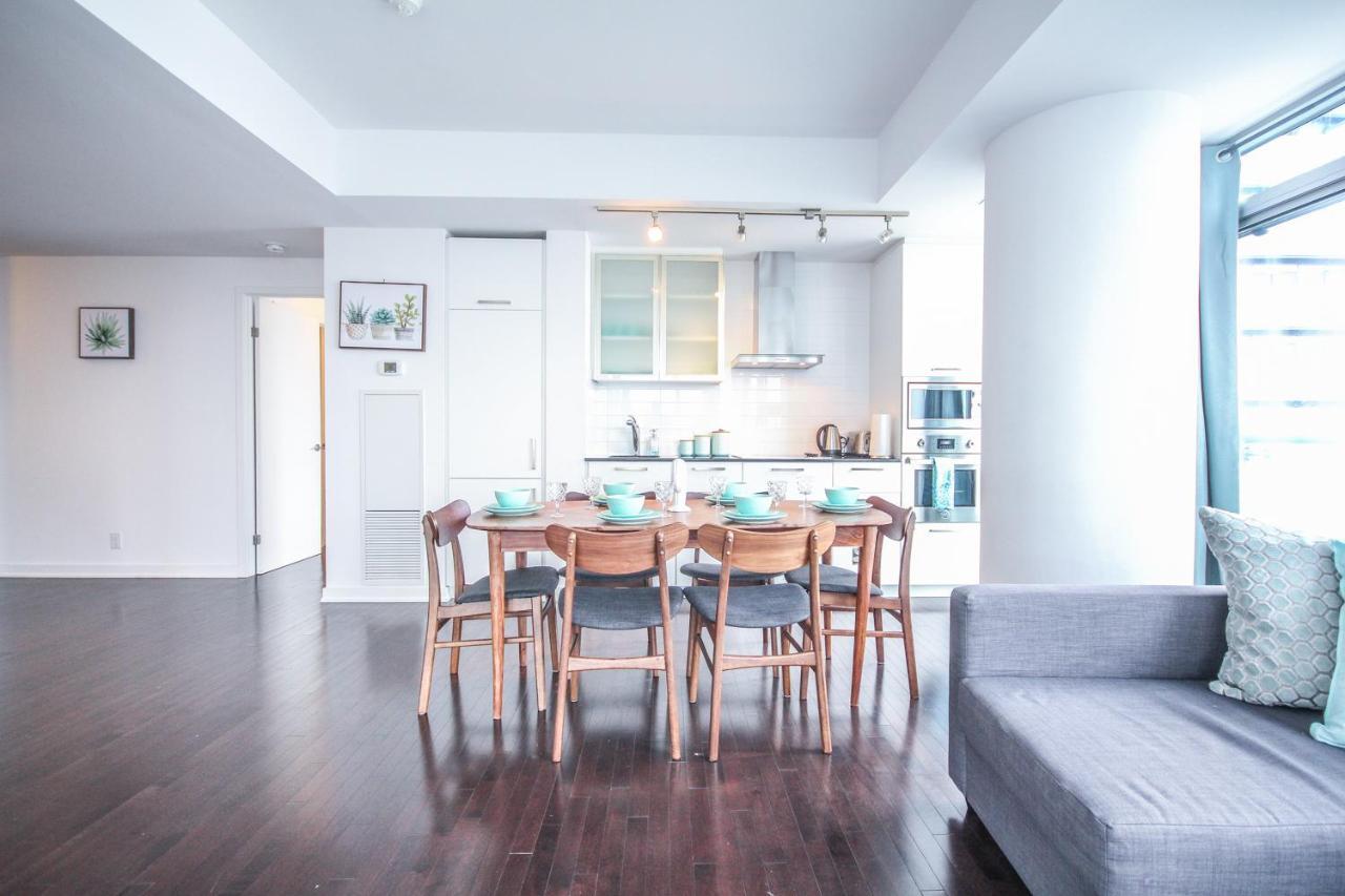 Sarkar Suites - Entertainment District Toronto Esterno foto